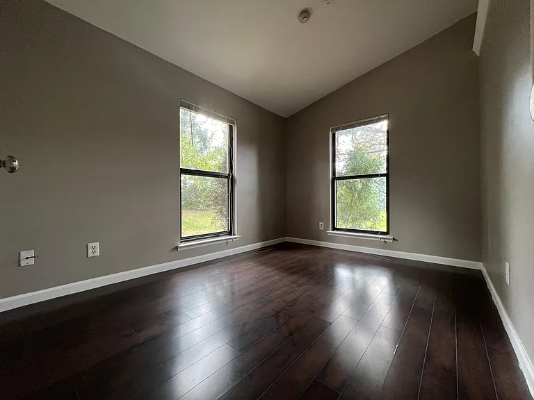 41341 Southwind Dr — Photo 13