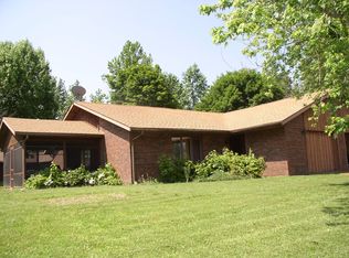 2941 W Sunset Dr, Carbondale, IL 62901