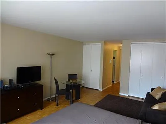 Rented by KG Properties | media 26