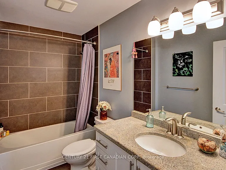 330 Ridout St N #2108 — Photo 20