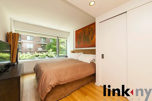 Rented by Link NY Realty | media 56