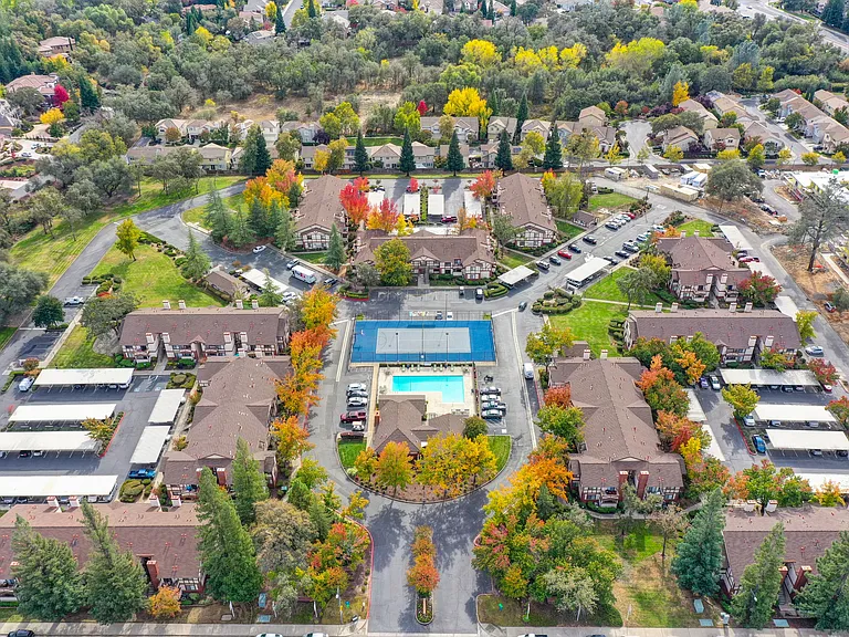 Rocklin Manor
