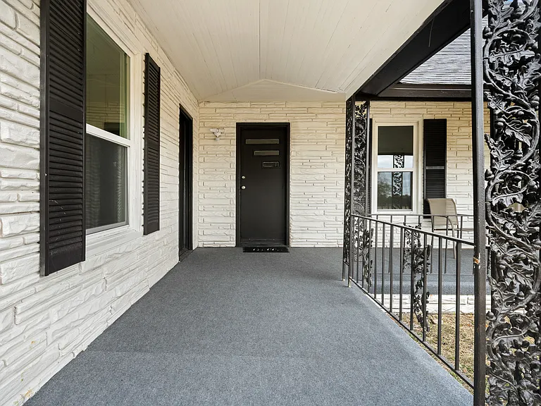 11101 China Spring Rd — Photo 6