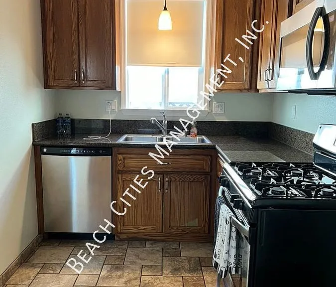 4917 Daisy Ave — Photo 12