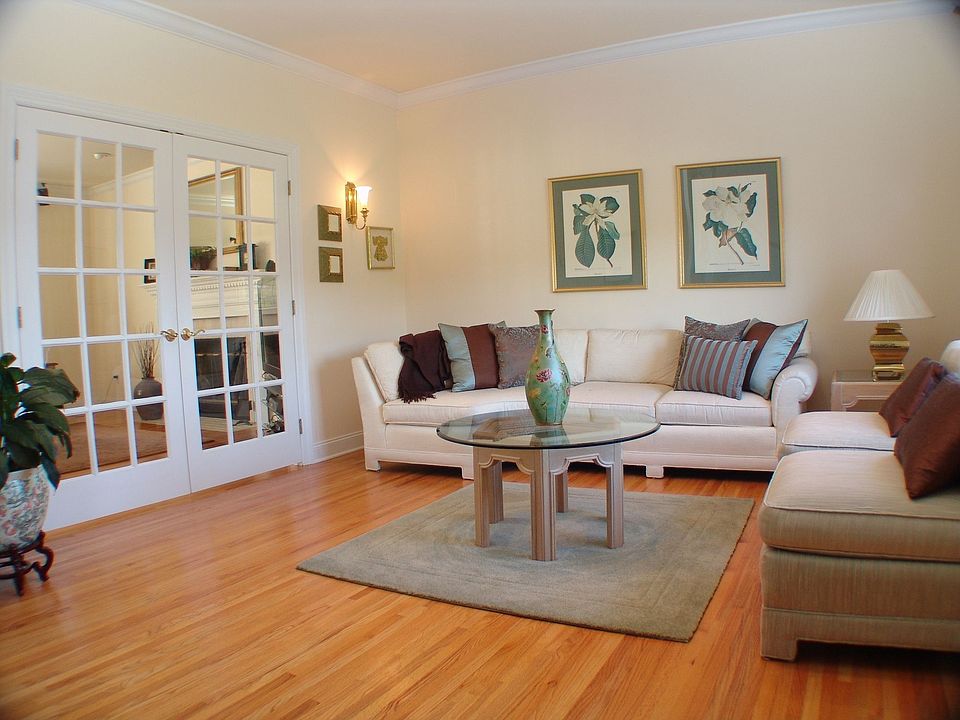 2nd image of 13 Lantz Rd