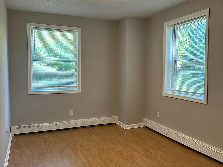 60 Pearl St #2 — Photo 16