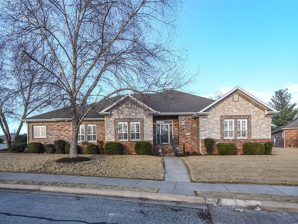 1st image of 2803 Cortney Cir