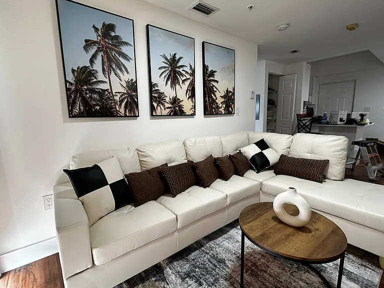 1638 SW 3rd St #202 — Photo 3