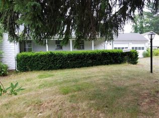 701 Hartford Rd, Manchester, CT 06040