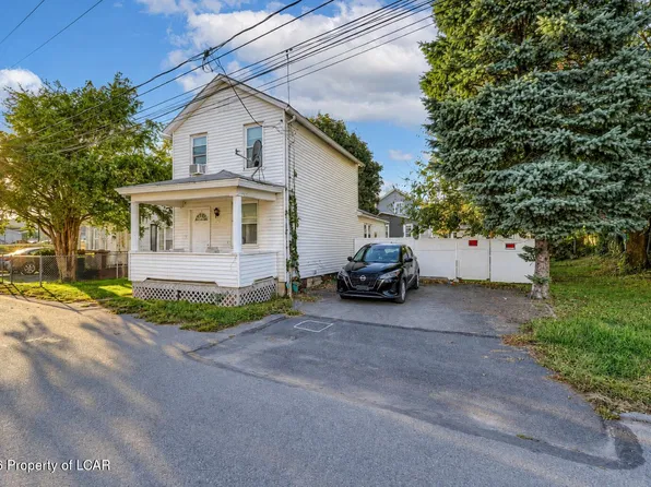 13 W River St, Plymouth, PA 18651