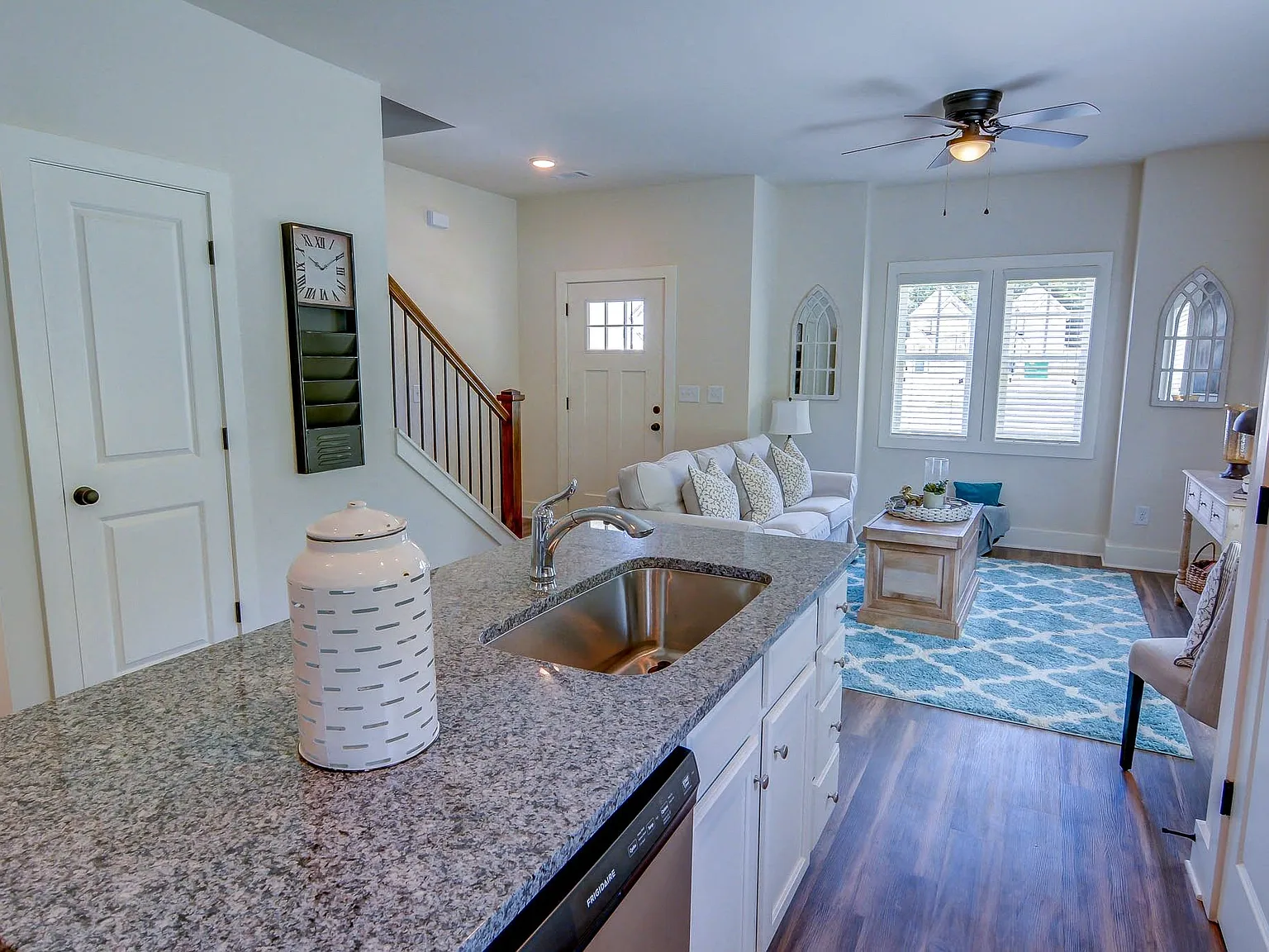 Oakwood Commons By Stella Homes — Photo 4