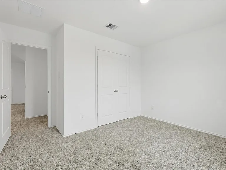 17719 Winfall Dr — Photo 36