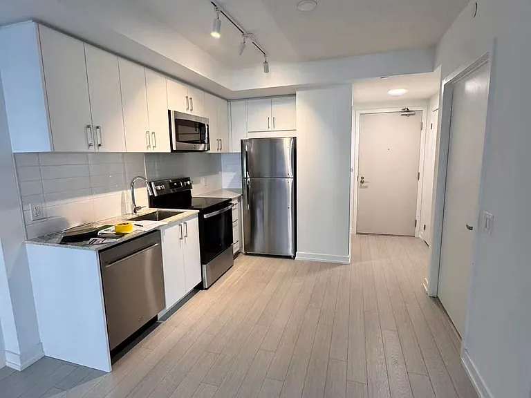4010 Eglinton Ave W #205 — Photo 4
