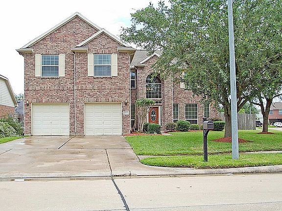 3rd image of 19502 Bear Springs Dr
