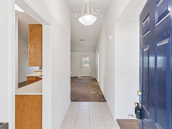 4th image of 606 Victorias Cir