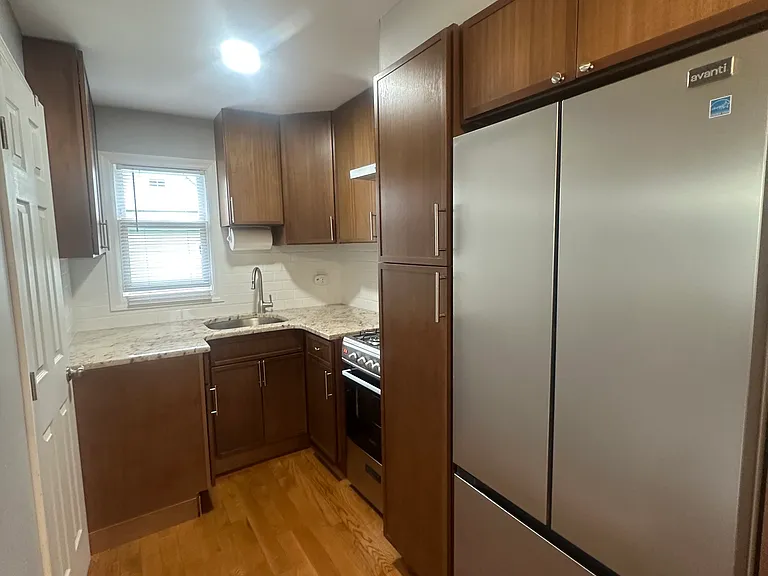 159 Division Ave #2 — Photo 11