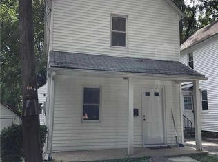 8 Pilvinis Dr, Great Neck, NY 11024