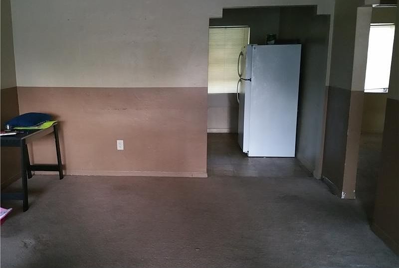 2nd image of 80 NW 119th St