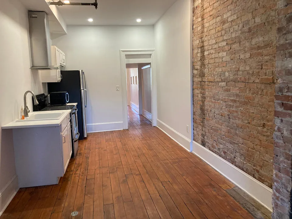 358 Main St #2A