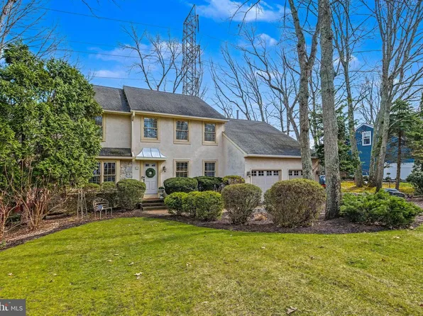 61 Penn Rd, Voorhees, NJ 08043