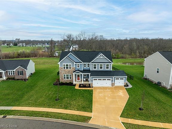 2nd image of 3349 Stoneleigh Rd
