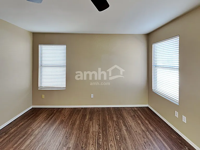 8462 E Lindner Ave — Photo 9