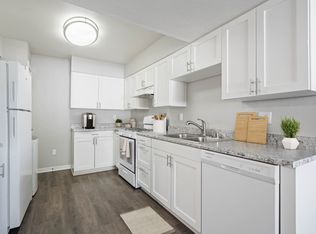 82165 Carreon Blvd #3B1, Indio, CA 92201