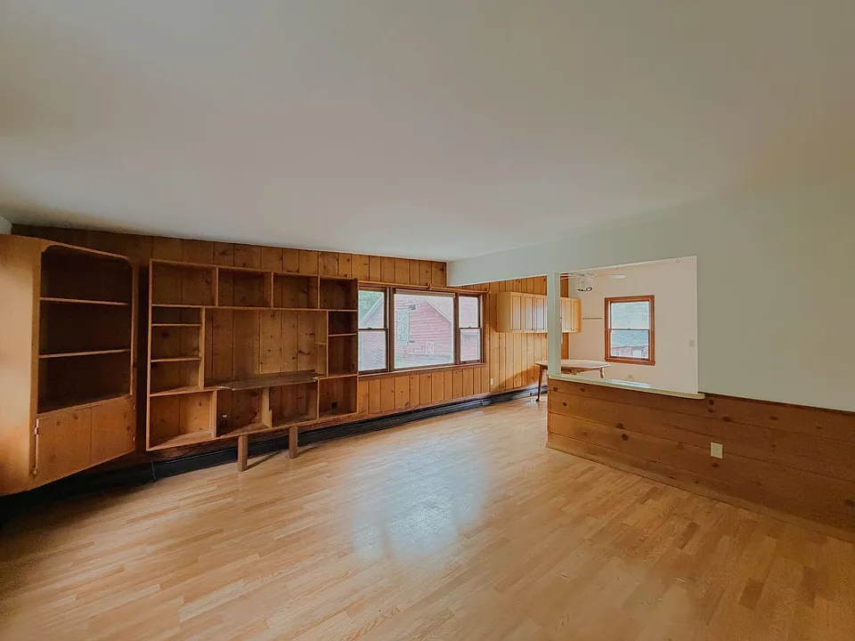 63-65 Walden St