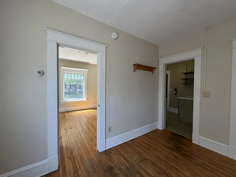 48 Monroe St #1 — Photo 8