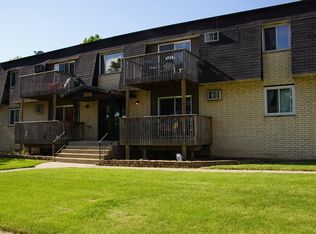 508 Deforest St APT 2, Deforest, WI 53532