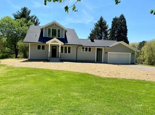 8464 Windfall Rdg, Athens, OH 45701