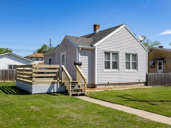 2115 Green Bay STREET, La Crosse, WI 54601