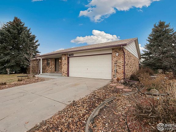 3rd image of 2653 Frederick Dr