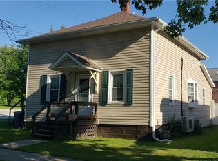 25 E Pearl St, Albion, PA 16401