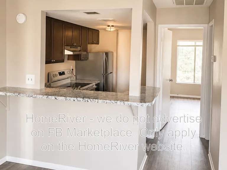3844 N Lake Dr #131 — Photo 5