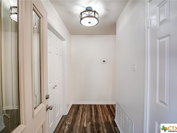 3rd image of 3305 Minthorn Dr
