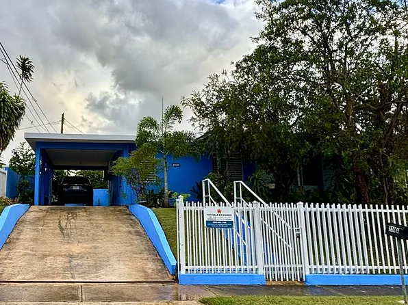 330A E, Aguadilla, PR 00603