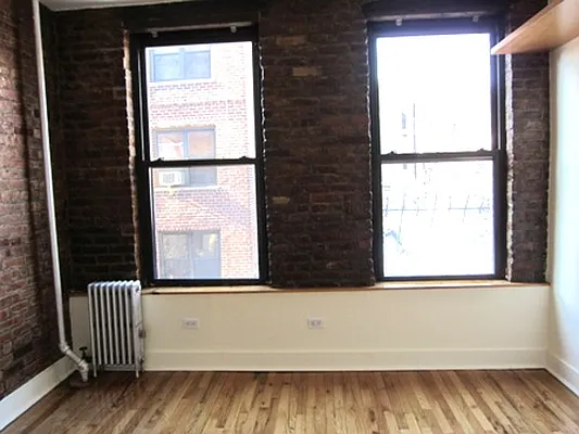 Rented by City Connections Realty | media 3