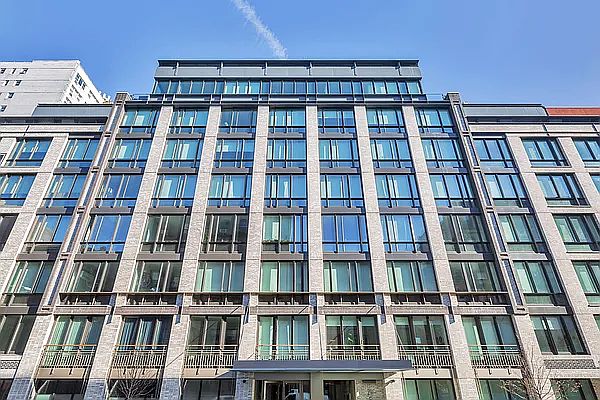 1st image of 211 E 13th St #2A