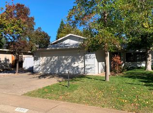 1948 Carleton St, Redding, CA 96002