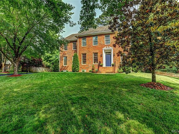 2nd image of 504 Weston Ct