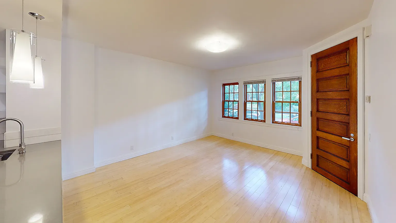 278 Burns Street — Photo 2