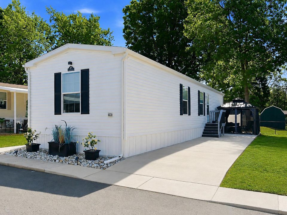 Exterior Image-0-NOR 27 Cedar Grove