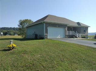 2253 S Bluff Run Dr, Hanover, IN 47243