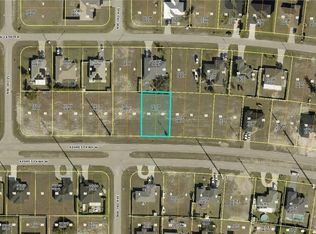 221 Kismet Pkwy W, Cape Coral, FL 33993