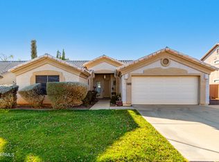 542 N Falcon Dr, Gilbert, AZ 85234