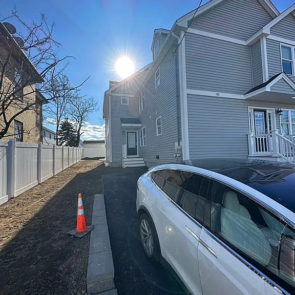 188 Proctor Ave #2 — Photo 11
