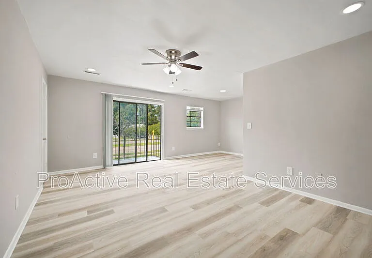 1462 Gabriel Dr #64 — Photo 4