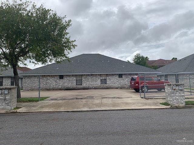 1st image of 2905 N 31st St