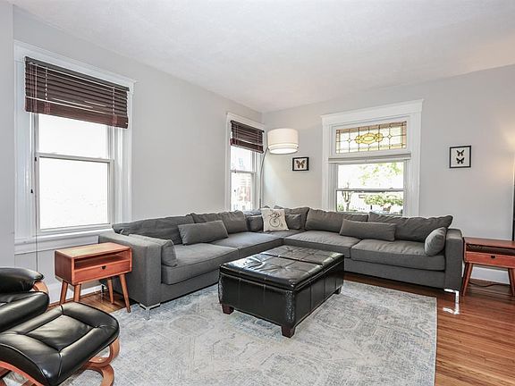 5th image of 3628 Michigan Ave